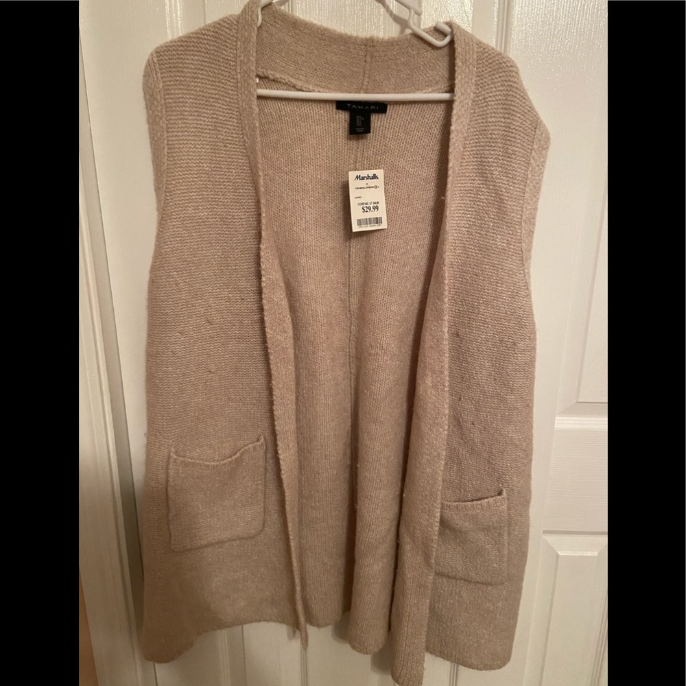 *NWT* Tahari Tan Sweater Vest